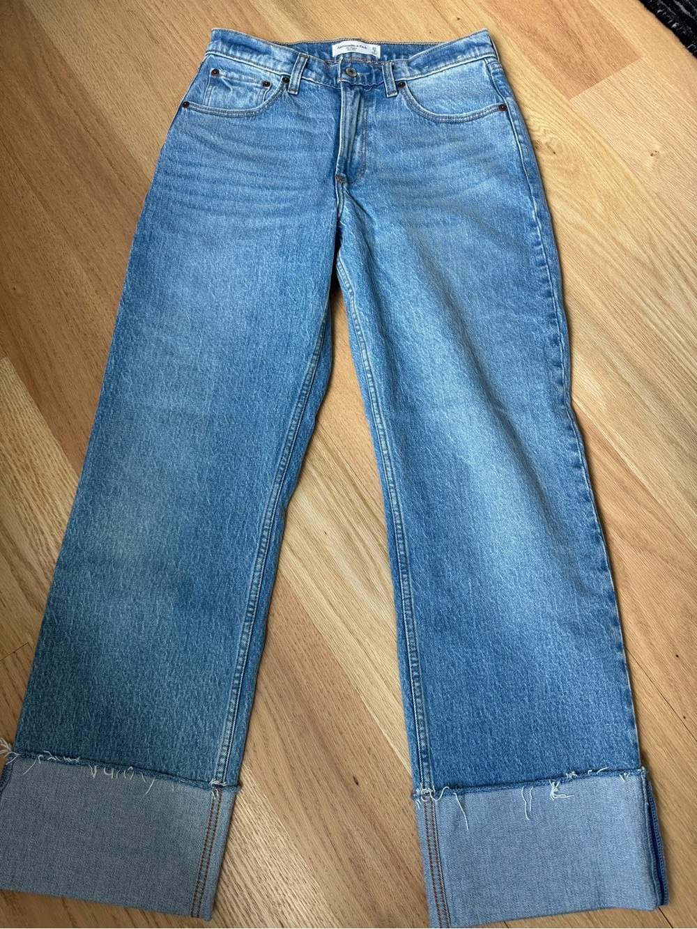 Abercrombie & Fitch Light Blue Mid Rise Wide-Leg Jeans